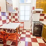 Summer Room-1 Bedroom Privite Use Center *