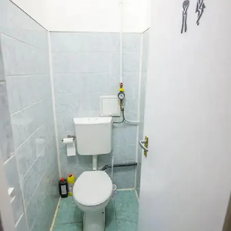 Апартаменты Summer Room-1 Bedroom Privite Use Center Pusztavacs