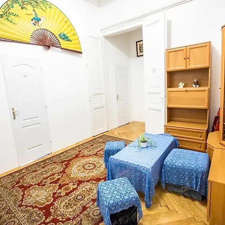 Summer Room-1 Bedroom Privite Use Center Апартаменты
